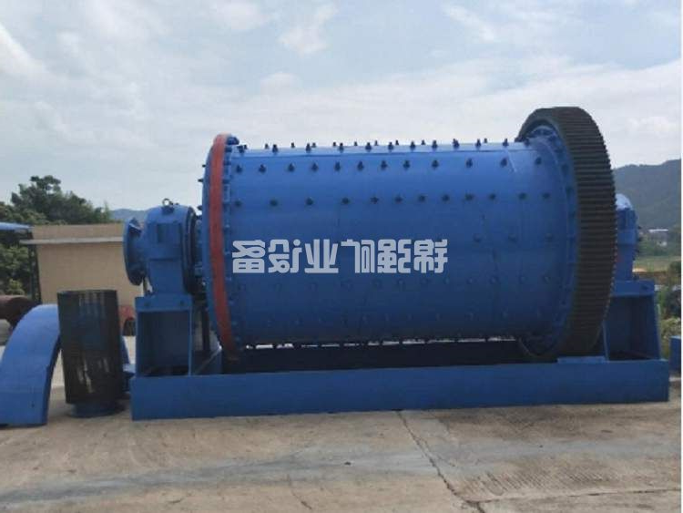 干式球磨机(图1) 干式球磨机(图1)