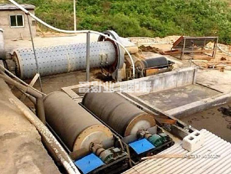 永磁磁选机(图5) 永磁磁选机(图5)